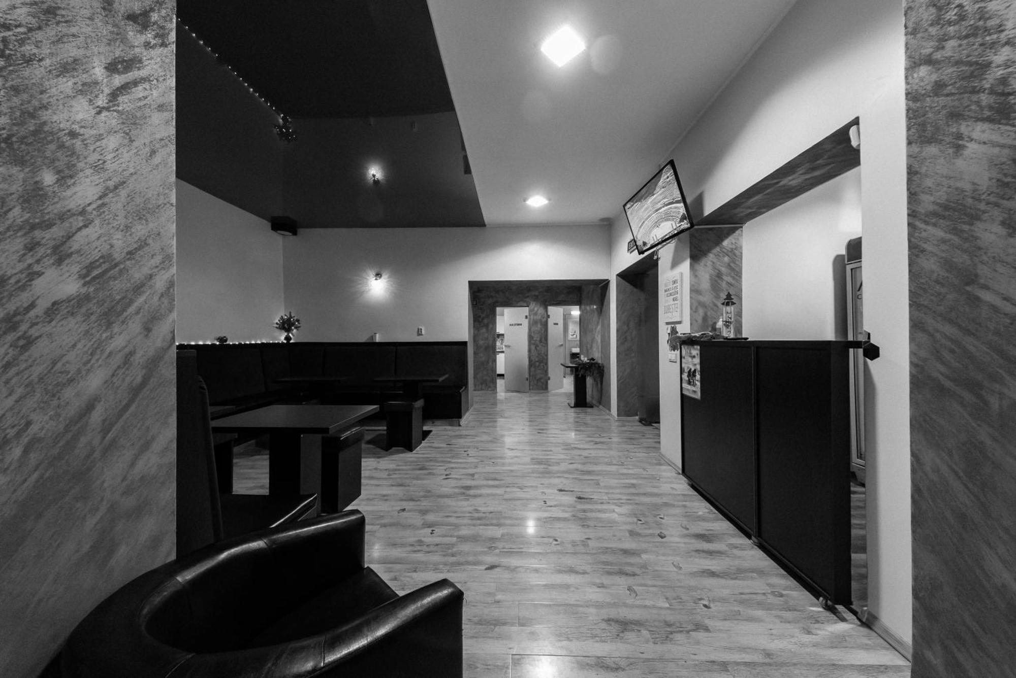 Quantum House Hotel Vatra Dornei Exterior photo