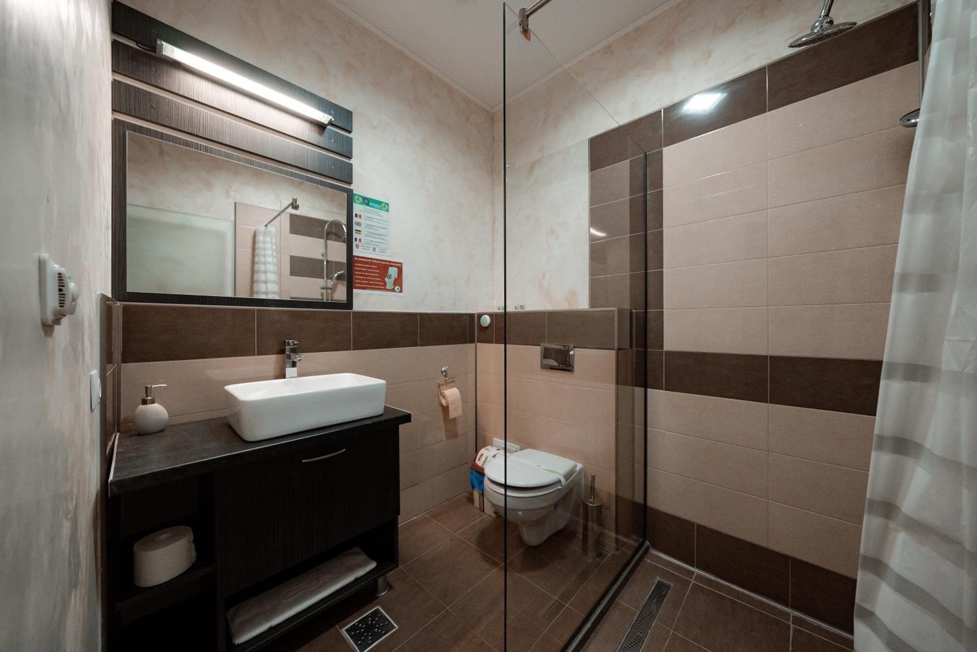 Quantum House Hotel Vatra Dornei Exterior photo